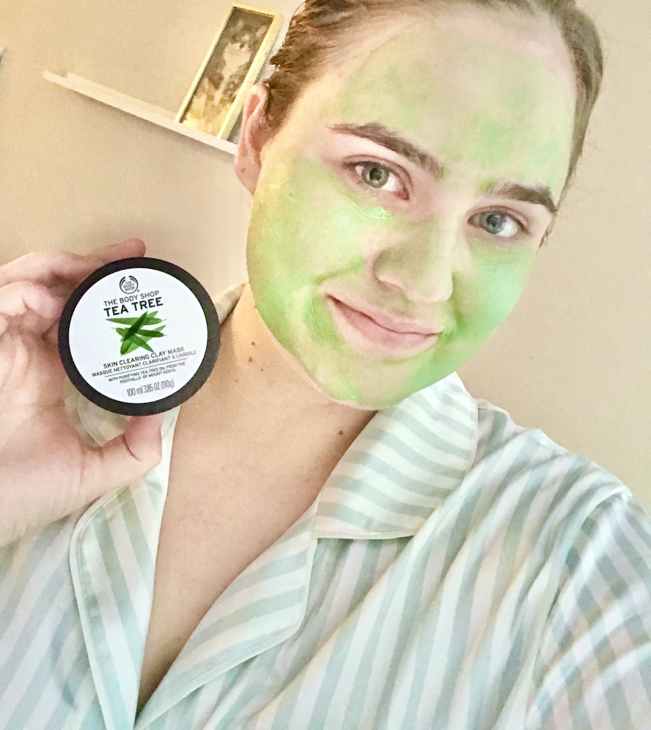 uhøjtidelig øjeblikkelig Føde The Body Shop Tea Tree Clay Face Mask | Editor Review 2020 | POPSUGAR Beauty
