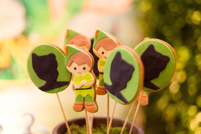 Peter Pan Cookie Pops