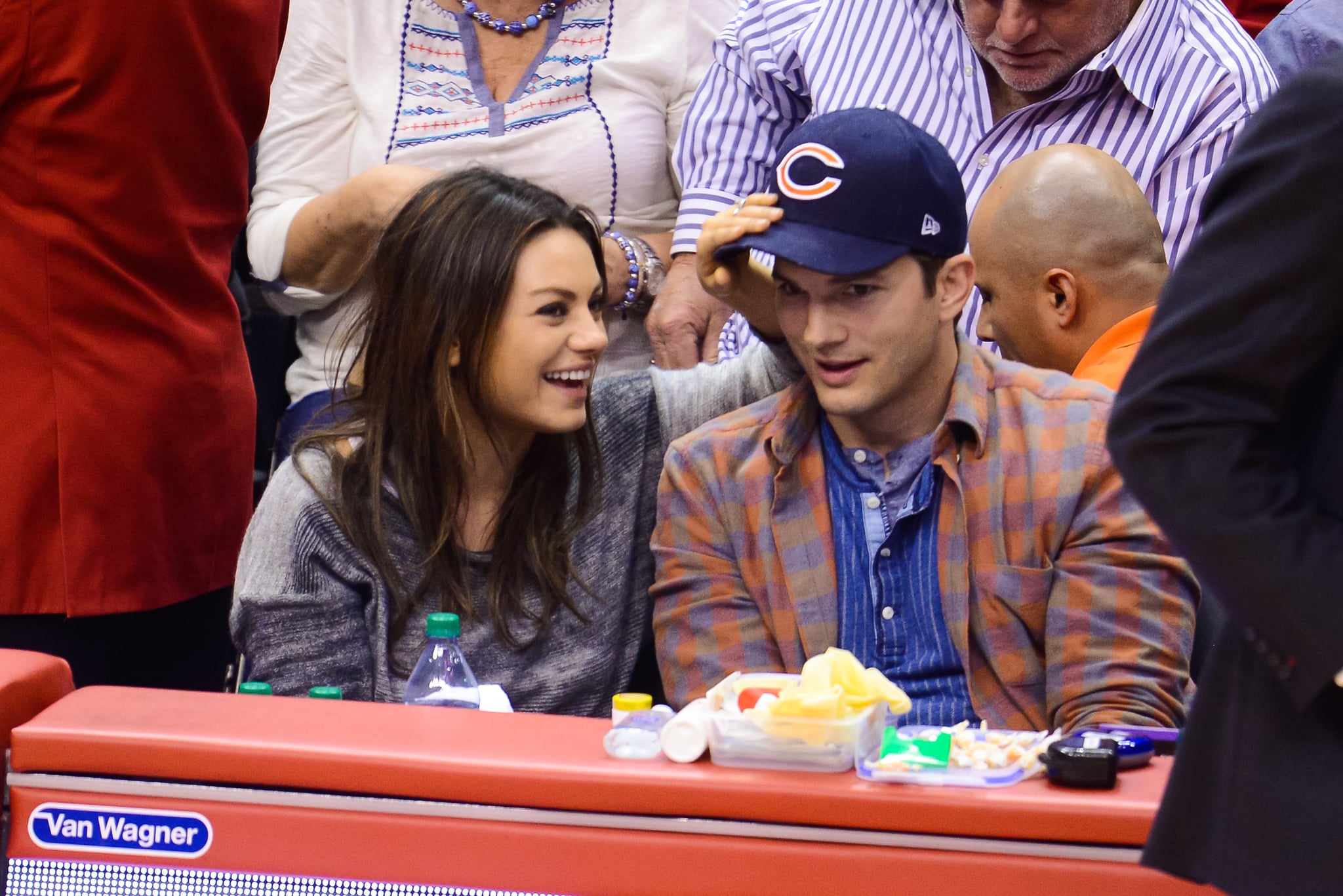 Mila Kunis And Ashton Kutcher Pictures Popsugar Celebrity