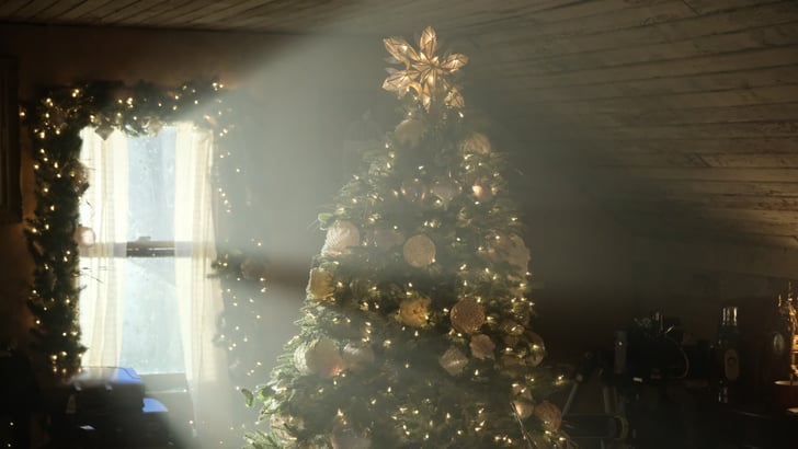 Christmas Tree Zoom Background | Download Free Christmas Zoom