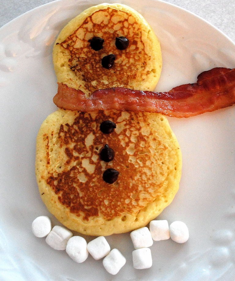 Snowman Pancakes