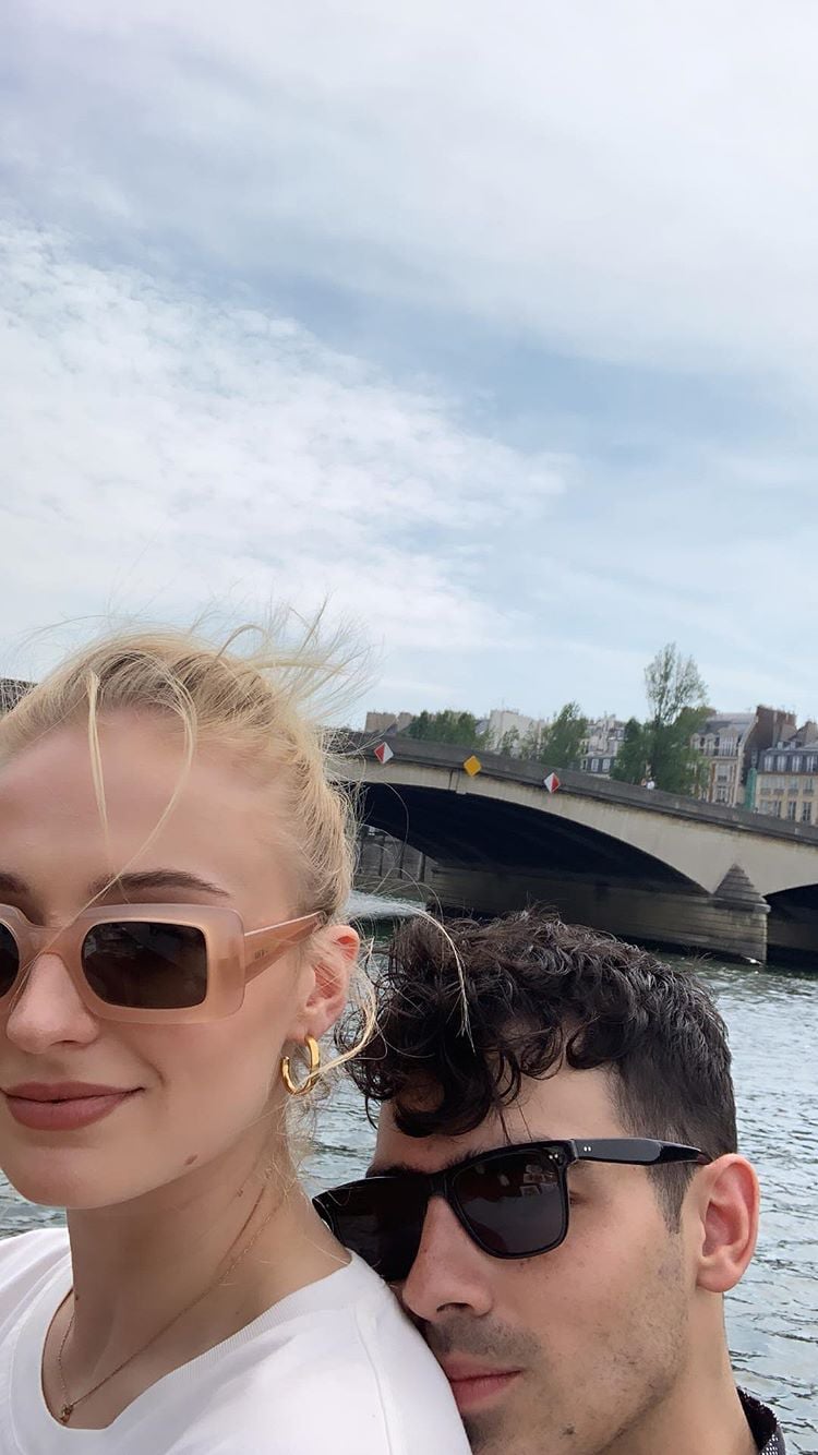 From New York To LA To Paris! Joe Jonas & Sophie Turner's Weekend