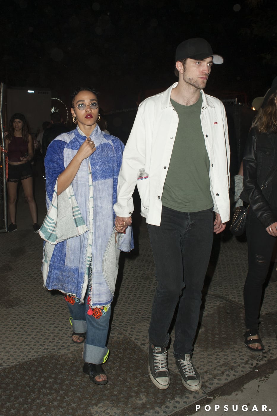 Robert Pattinson And Fka Twigs Pda At Coachella Pictures Popsugar Celebrity