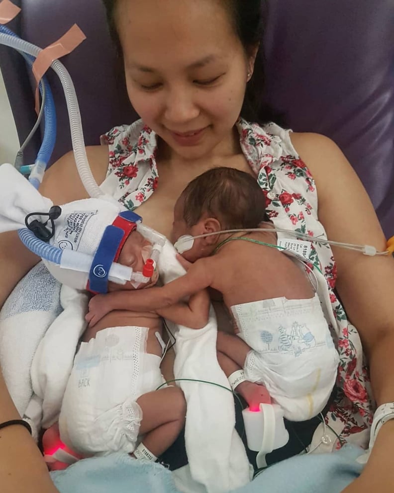 Premature Momo Twins Hug When Meeting For the First Time PS Family