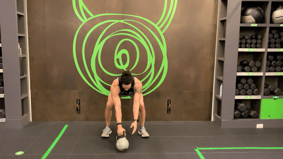 Hand to hand kettlebell swings online