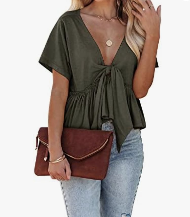 Best Blouse Top For Small Busts
