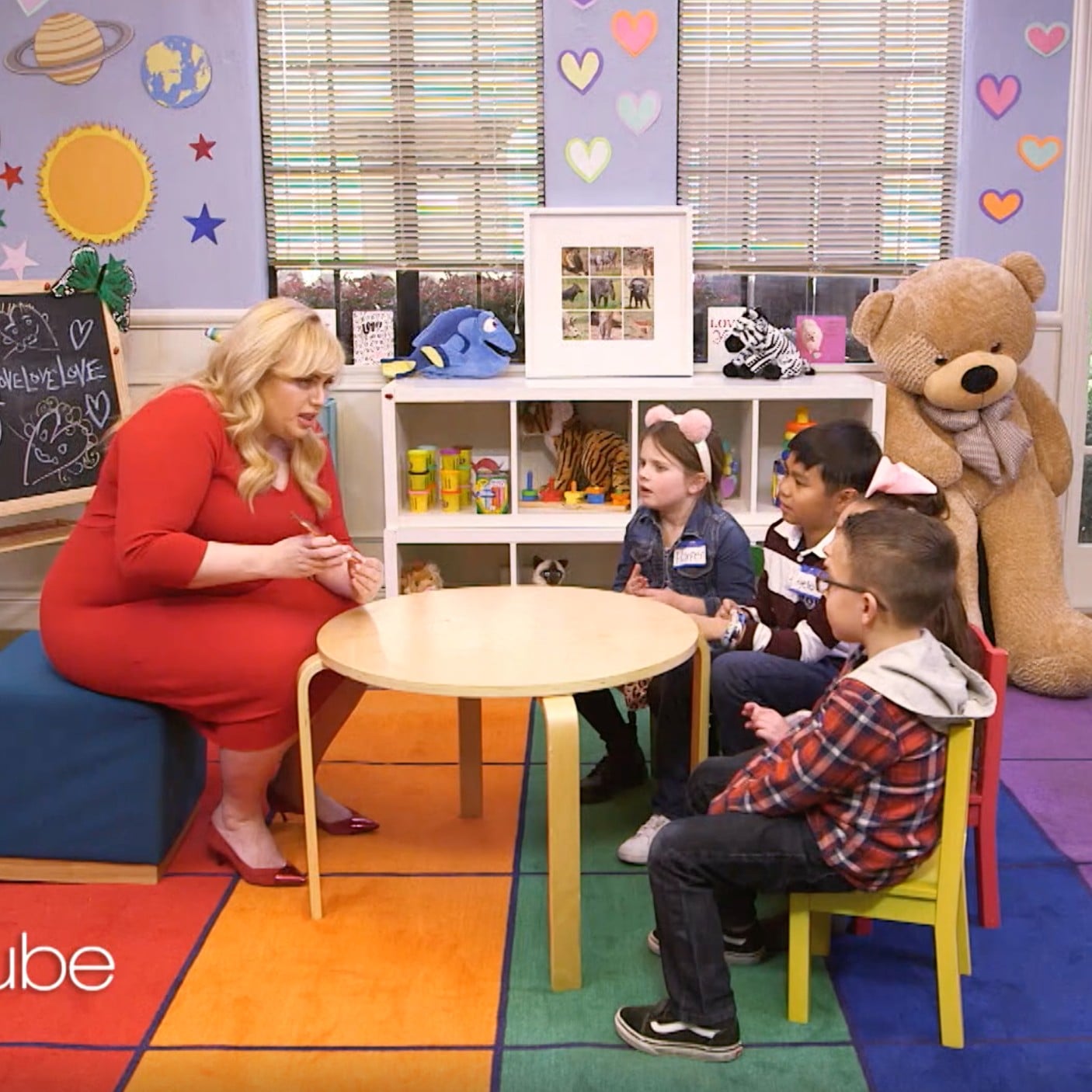 Rebel Wilson Explains Tinder To Kids Popsugar Celebrity