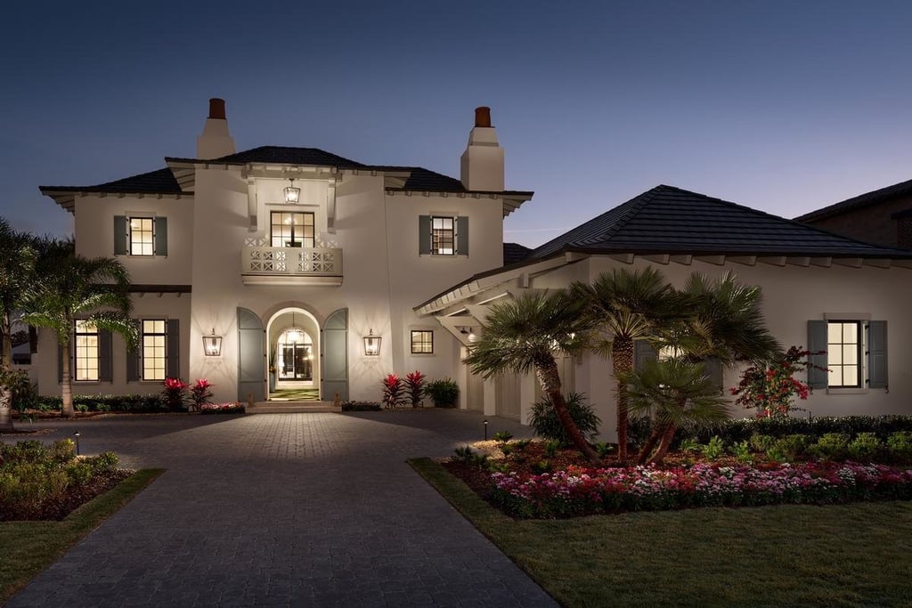 Learn more about the Golden Oak housing community here, and check Disney Golden Oak Home For