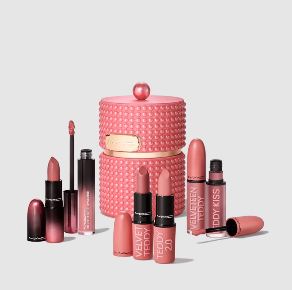 Beauty Christmas Gift Ideas: Mac Velvet Teddy’s Party Crew Vault