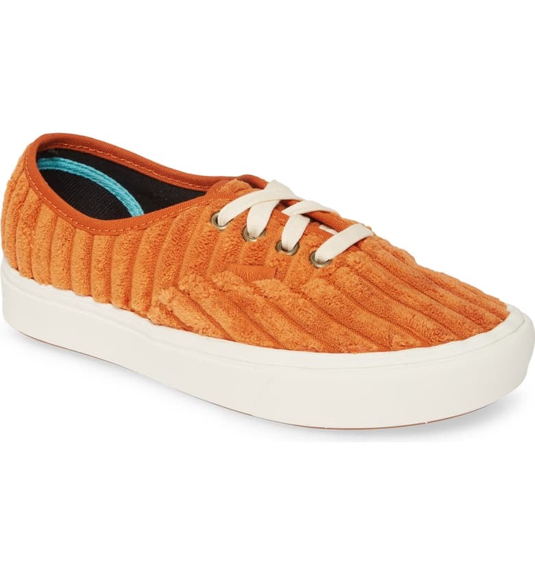 Vans UA ComfyCush Authentic Corduroy Sneakers