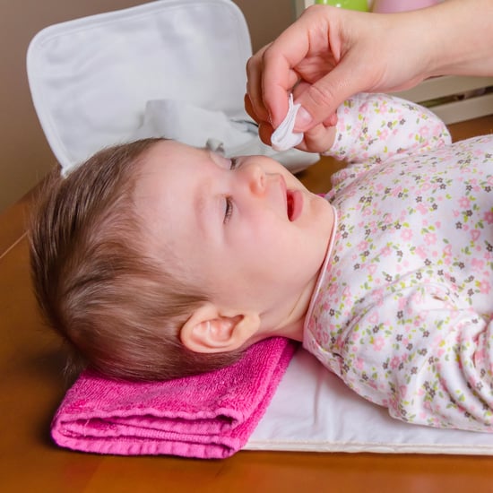 Huggies Wipes Reported to Have Glass in Them