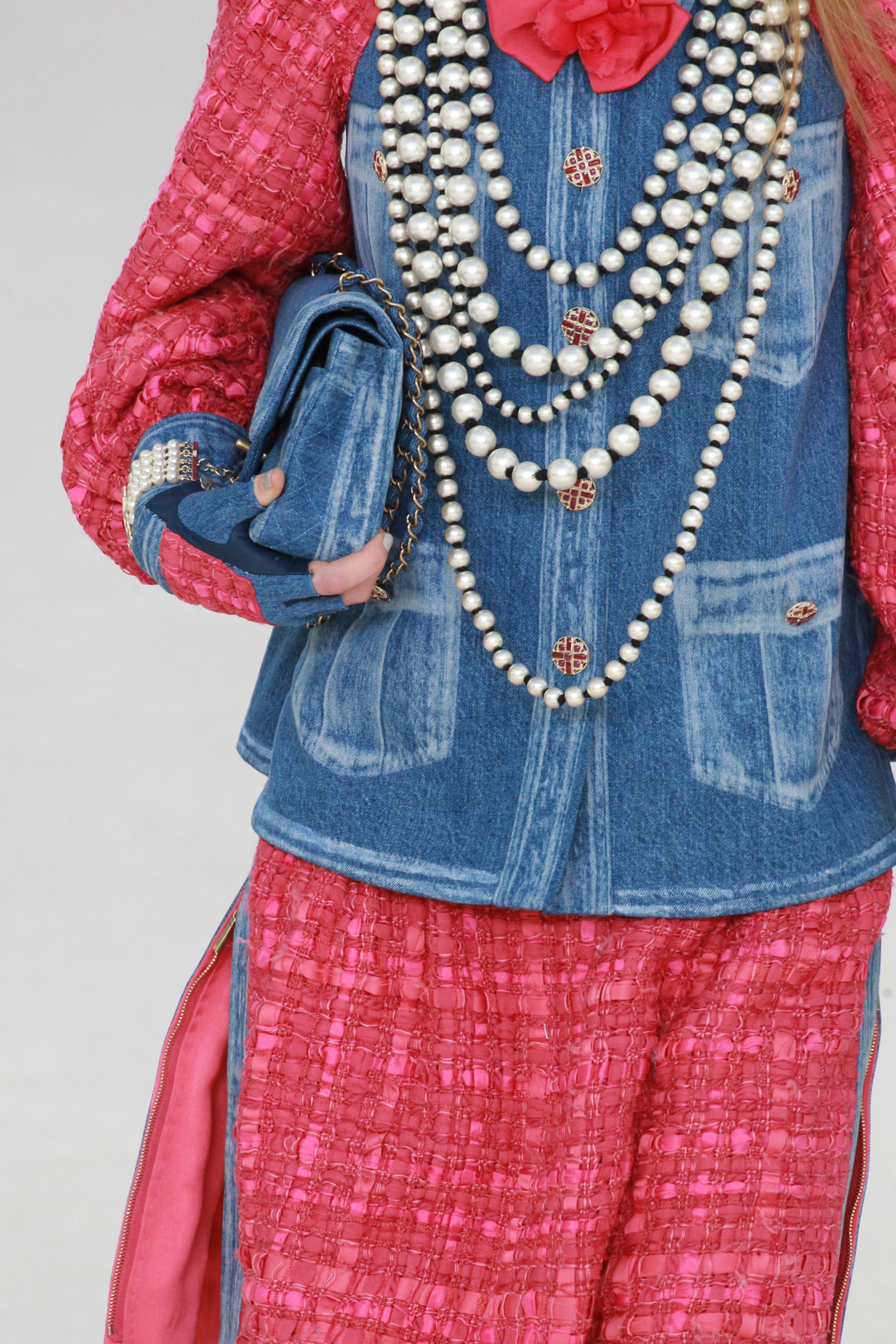 HaileyBieber rocks a @chanelofficial vintage jacket. #upscalehype