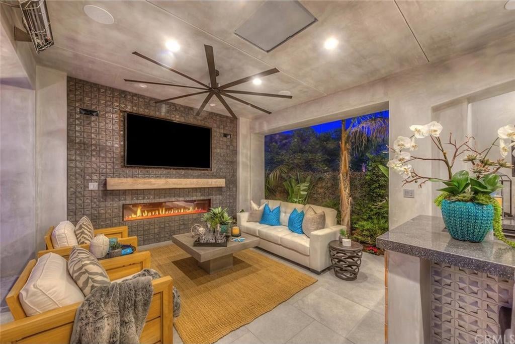 Christina and Tarek El Moussa's Home For Sale