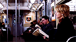 Αποτέλεσμα εικόνας για reading in bus gif