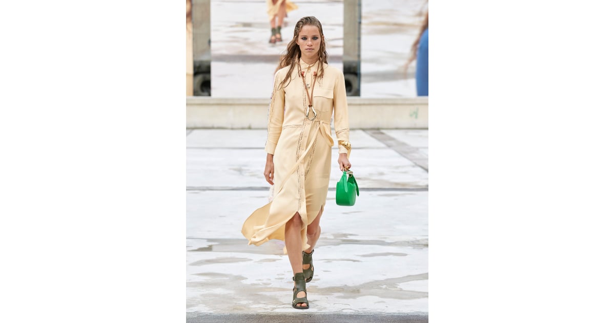 A bag from the Chloe Spring / Summer 2021 runway. Spring Bag Trends