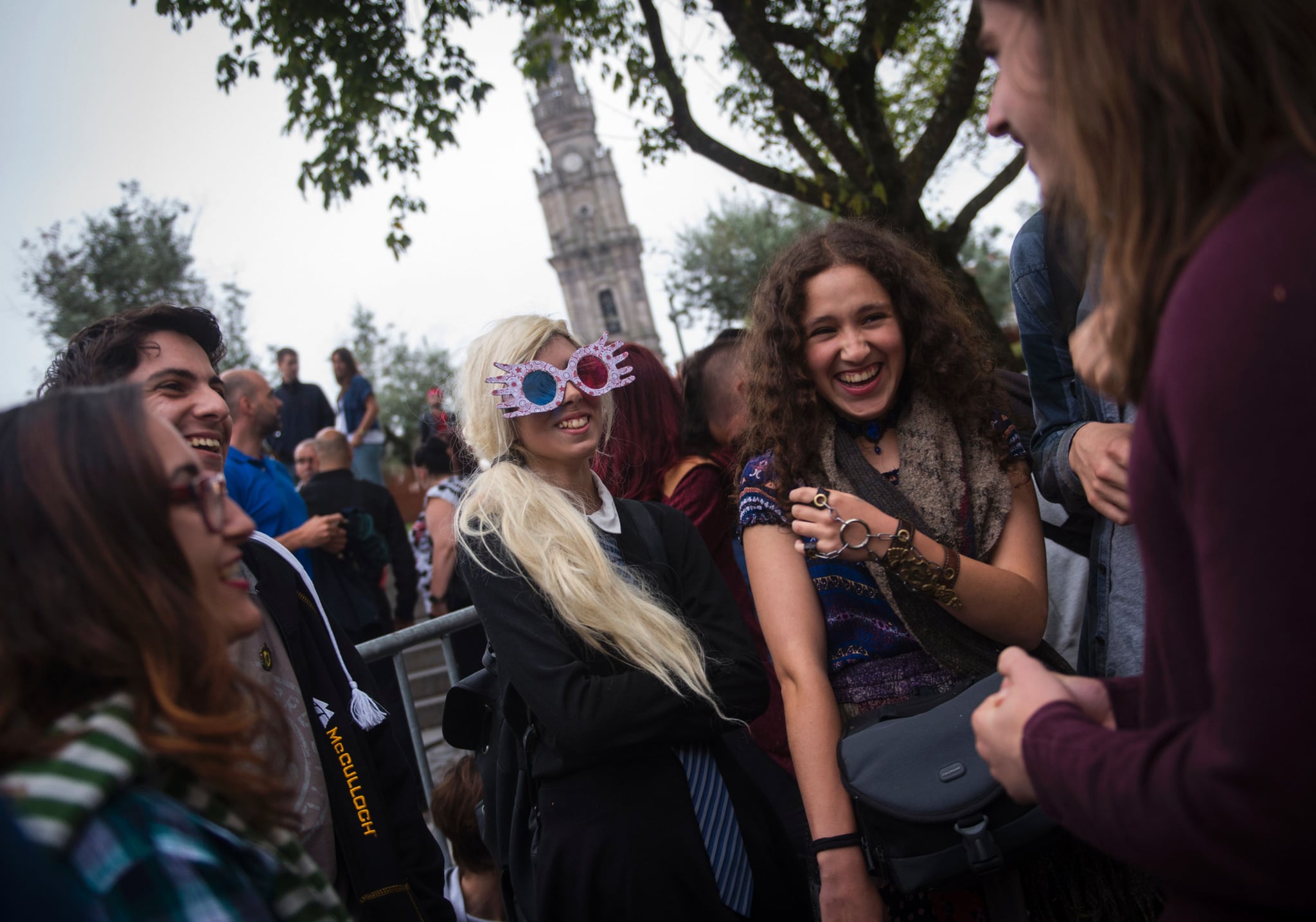 Luna Lovegood Whoa Harry Potter Fans Really Stepped Up Their Costume Game For Cursed Child Popsugar Tech Photo 9 Hogwarts✨ ravenclawfriends❤️❤️ • goal—> 5.5k ~ games ~ memes, edits about luna lovegood & the others~ this is a harry potter fan account www.facebook.com/lunalovegoodofficial.