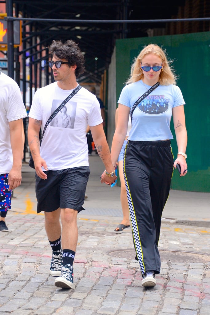 Sophie Turner and Joe Jonas Kiss in New York | August 2018