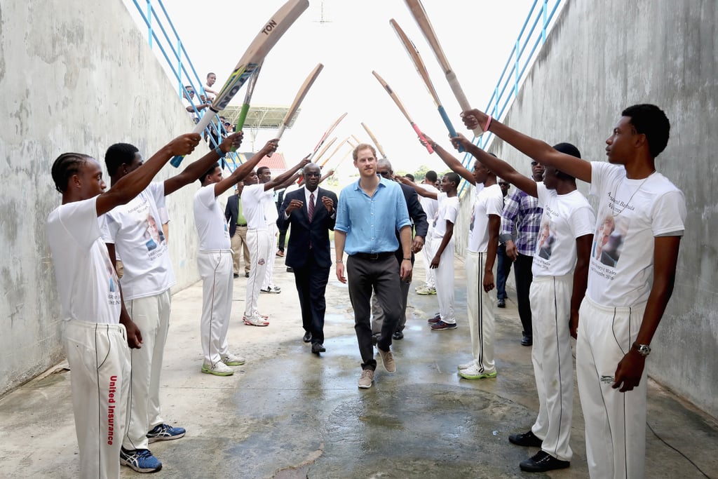 Prince Harry Dancing With Kids in the Caribbean 2016