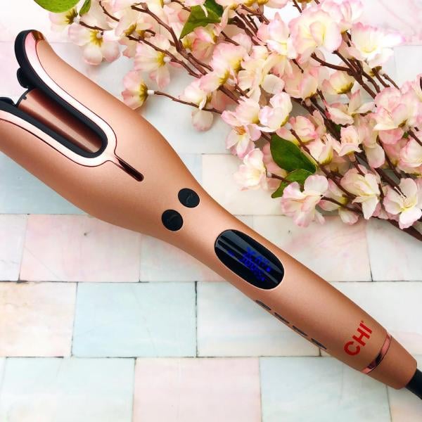 The Cool Curler: Chi Spin & Curl Ceramic Rotating Curler 1"