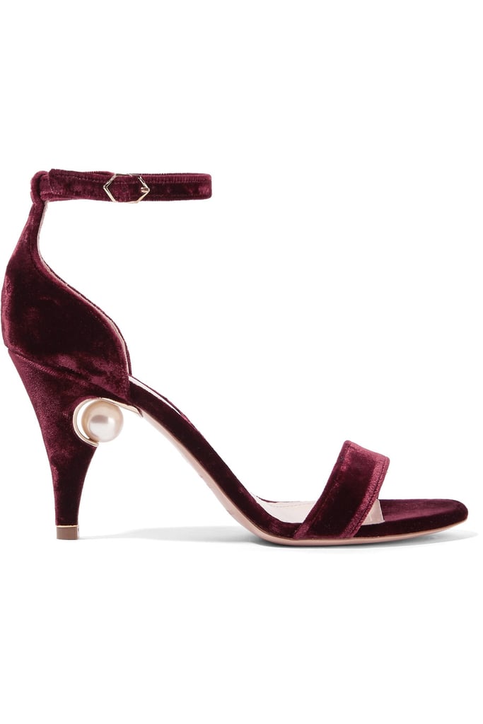 If You Love a Subtle Touch and Pearls Are Your Pick