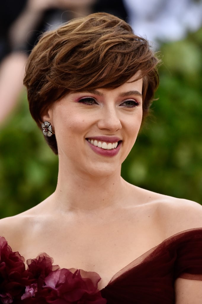 scarlett johansson  best pixie cut hairstyles on