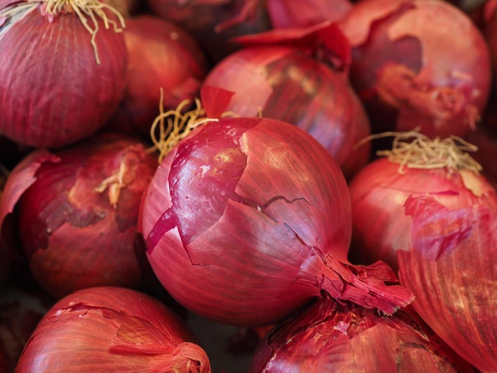 OK to Eat Conventional: Onions