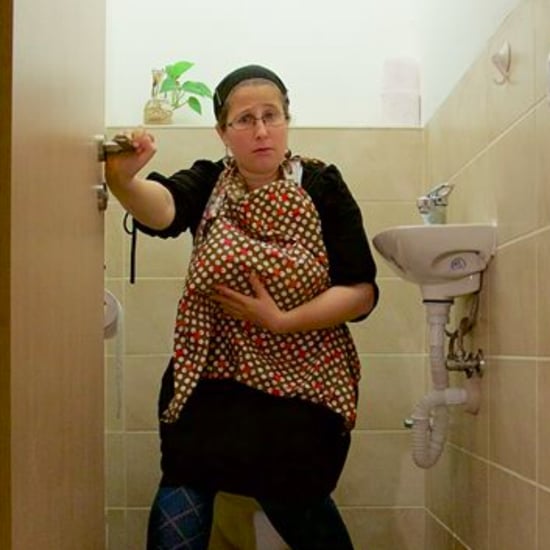 Breastfeeding in Bathroom Photo Goes Viral