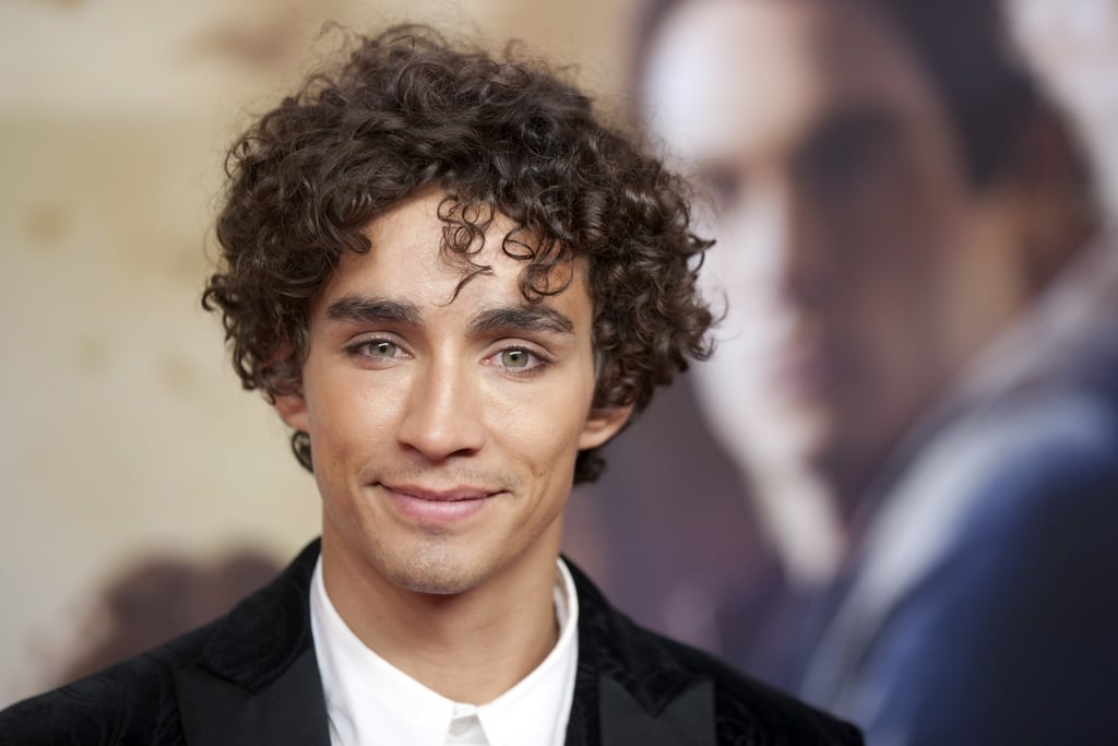 See The Umbrella Academy's Robert Sheehan's Hottest Photos