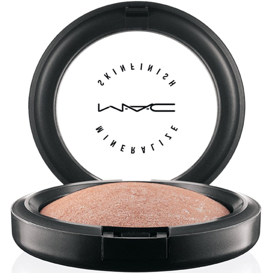 MAC Mineralize Skinfinish in Soft and Gentle Best Highlighters Used by Makeup Experts