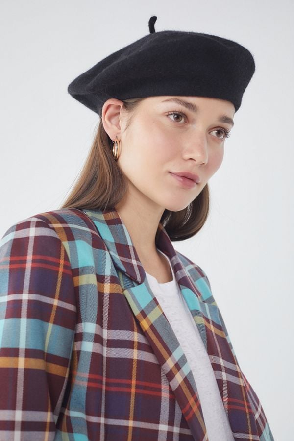 Beret urban outfitters clearance