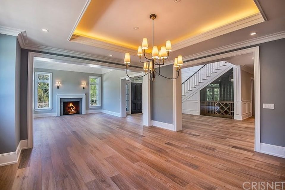 Kylie Jenner Buys Second Calabasas Mansion
