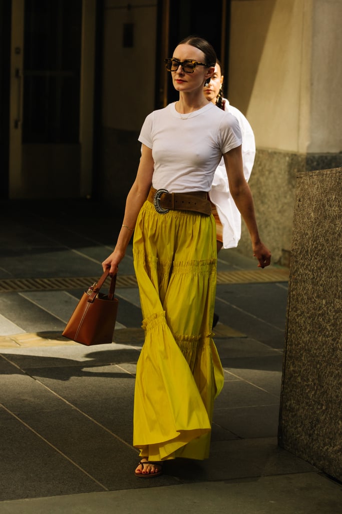 What Bra to Wear With a White T-Shirt