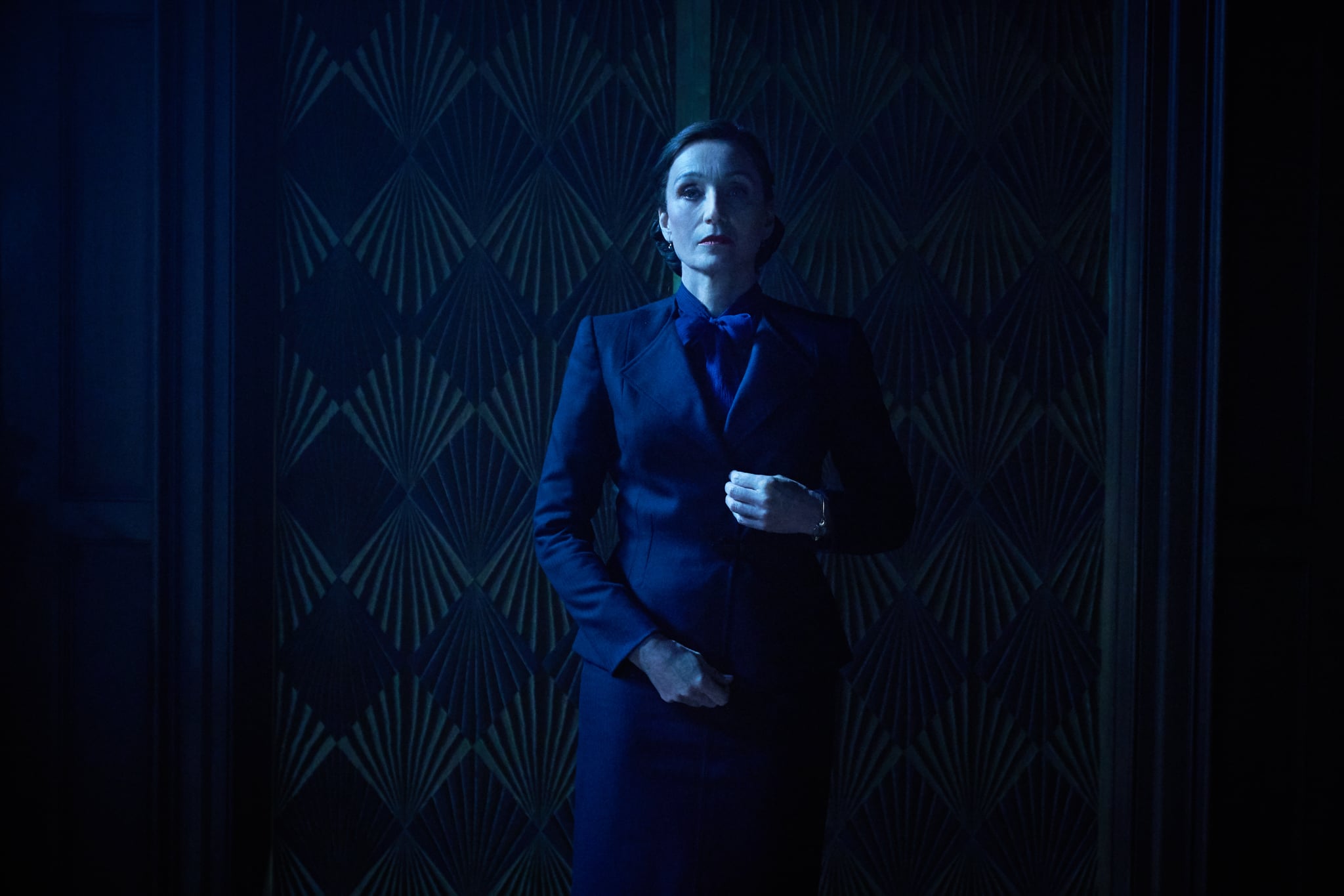 Rebecca: Kristin Scott Thomas as Mrs. Danvers. Cr. KERRY BROWN/NETFLIX