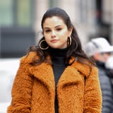 Selena Gomez’s Red Holiday Manicure Comes With an Edgy, Slightly Unpractical Twist