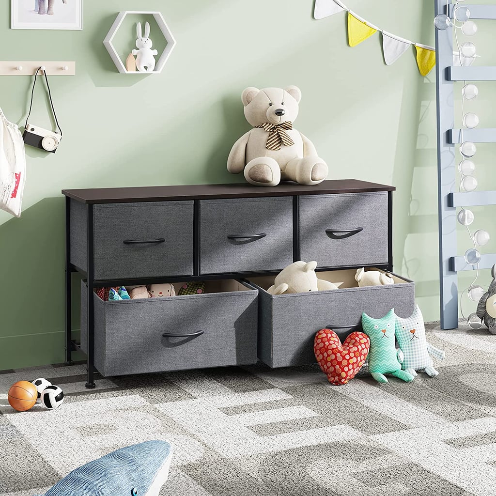 A Dresser With Ample Room: WLive Dresser With 5 Drawers