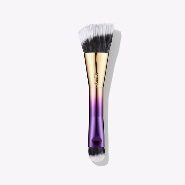 Multitasking: Tarte Cosmetics Double-Ended Highlighter Brush