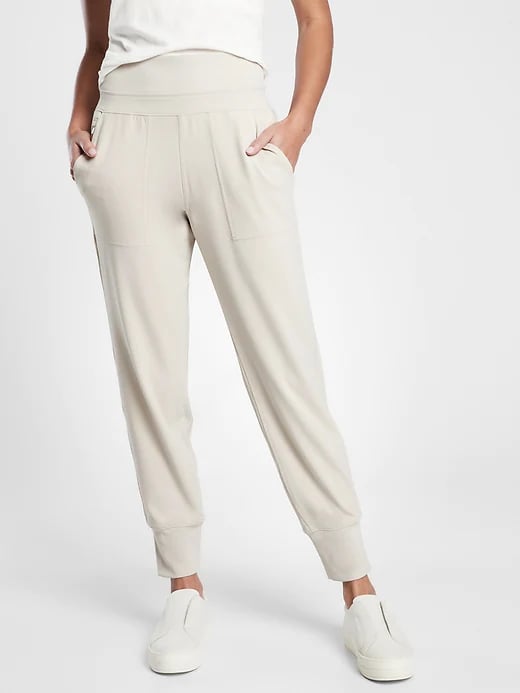 Cute Joggers: Athleta Venice Jogger