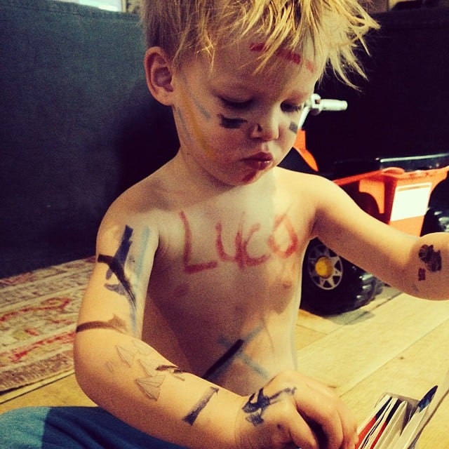 Luca Comrie put on his "war paint" one morning.
Source: Instagram user hilaryduff