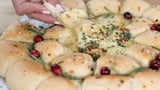 Fondue Cheese Bread Roll Wreath