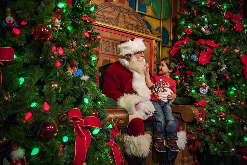 Disney Springs & Resort Hotels: Santa's Chalet at Disney Springs