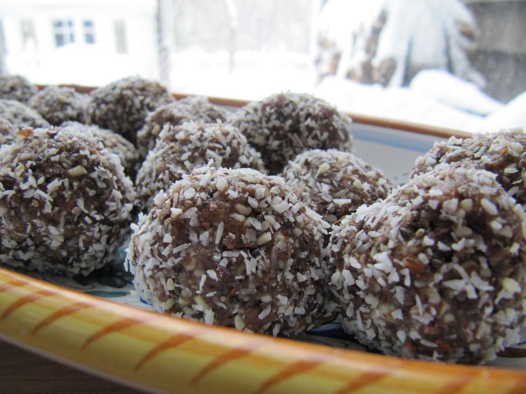 Coconut Cacao Snowballs