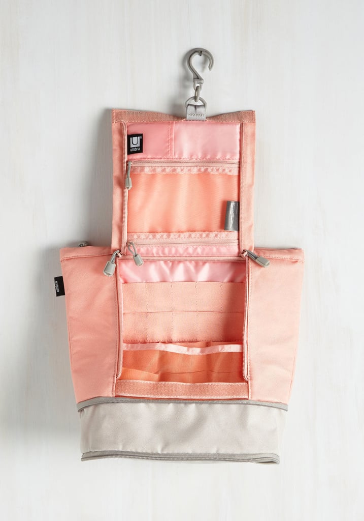 pink travel accessories