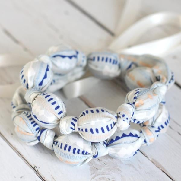 Aztec Mornings Teething and Nursing Necklace
