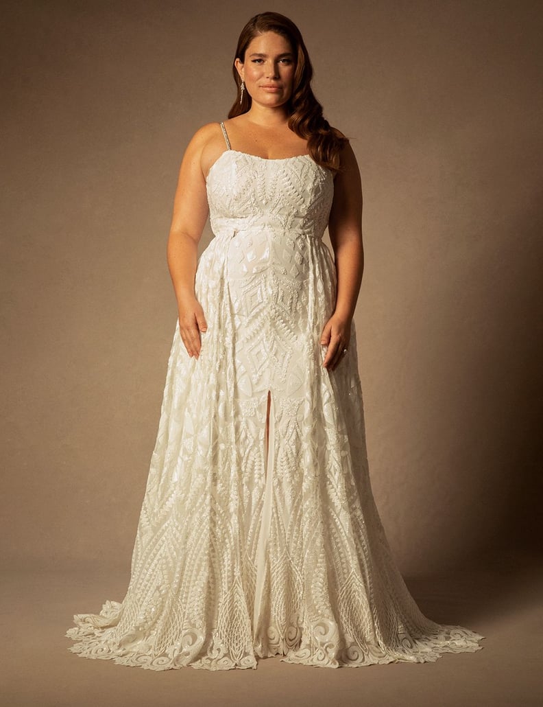 Calling all midsize/plus size/curvy brides, you're so worthy and