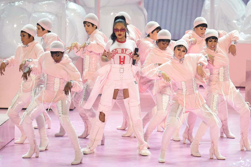 Photos of Rihanna at the 2016 MTV Video Music Awards