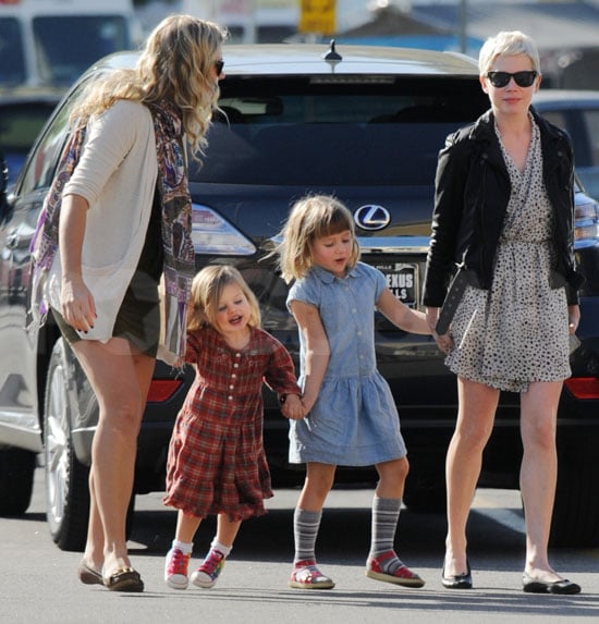 Pictures of Michelle Williams and Busy Philipps With Their Daughter ...