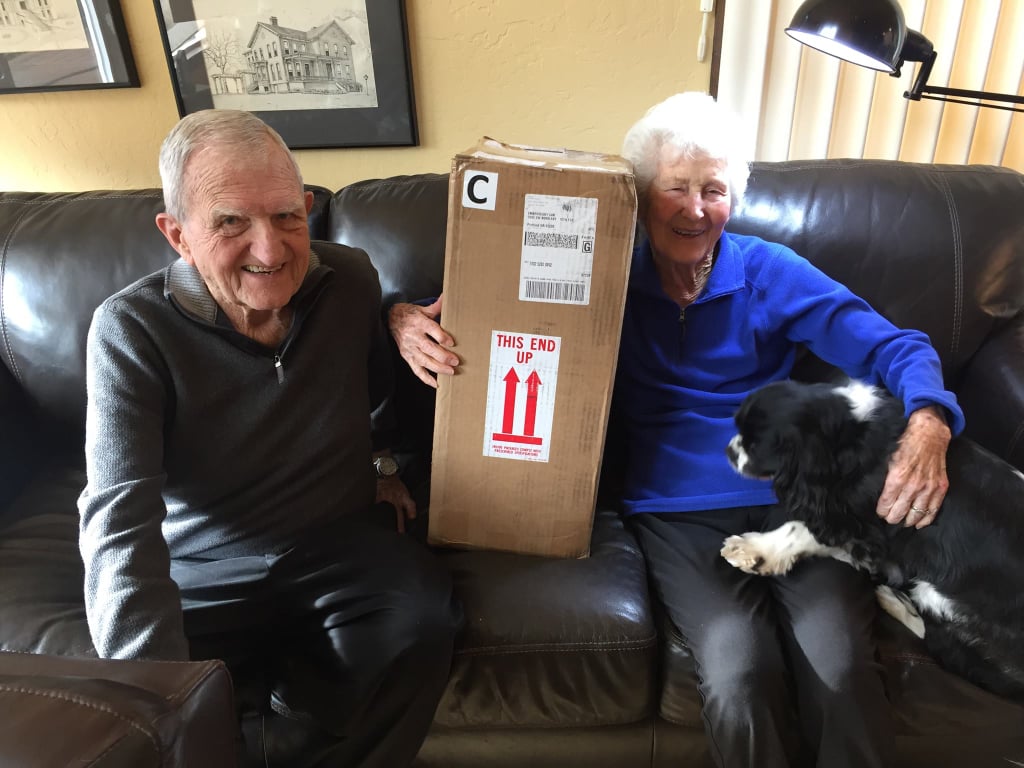 Couple Takes a Box of Embryos on an Adventure