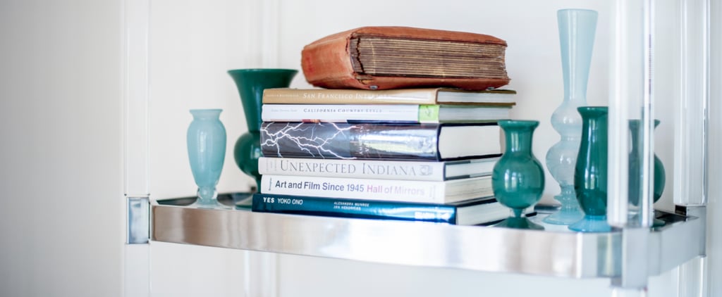 How to Decorate Your Bookcase With Vintage Decor