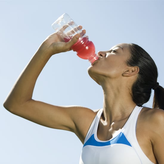 Here’s When to Reach For a Sports Drink Over Water