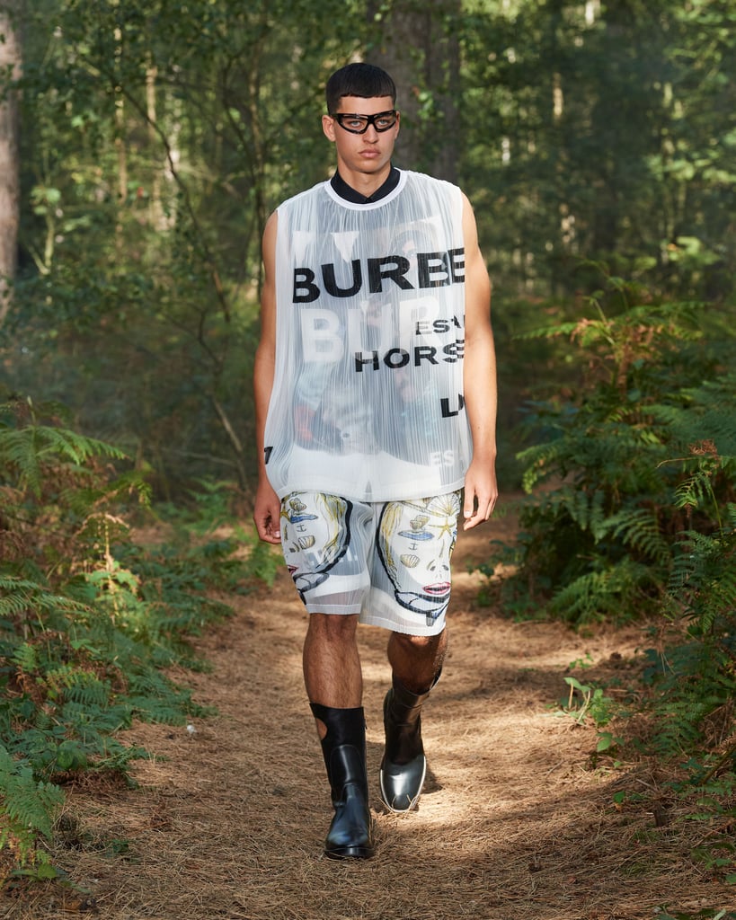 Burberry Spring/Summer 2021 Fashion Show Review and Photos